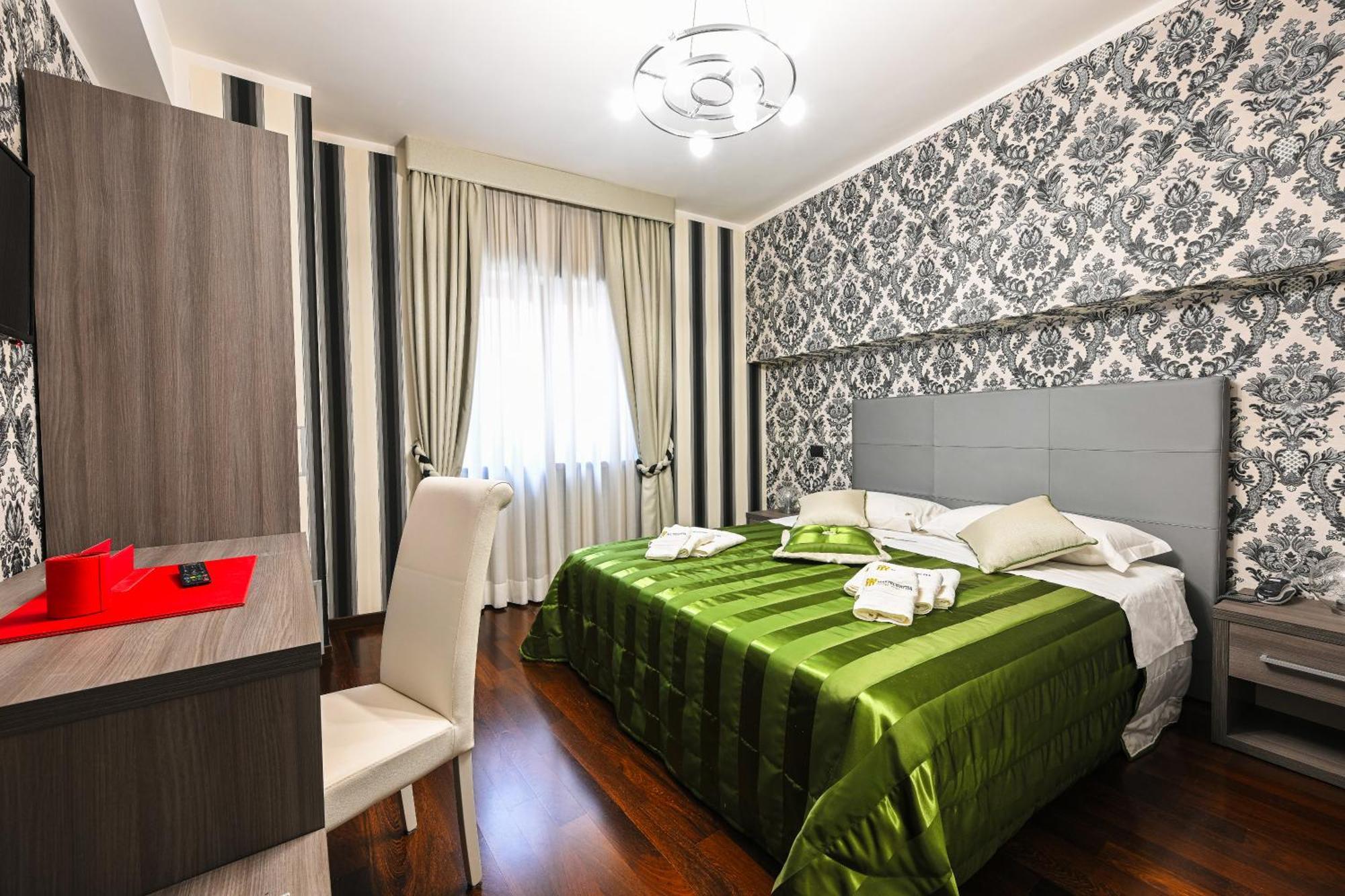 Hotel Mastrodattia Celano Buitenkant foto