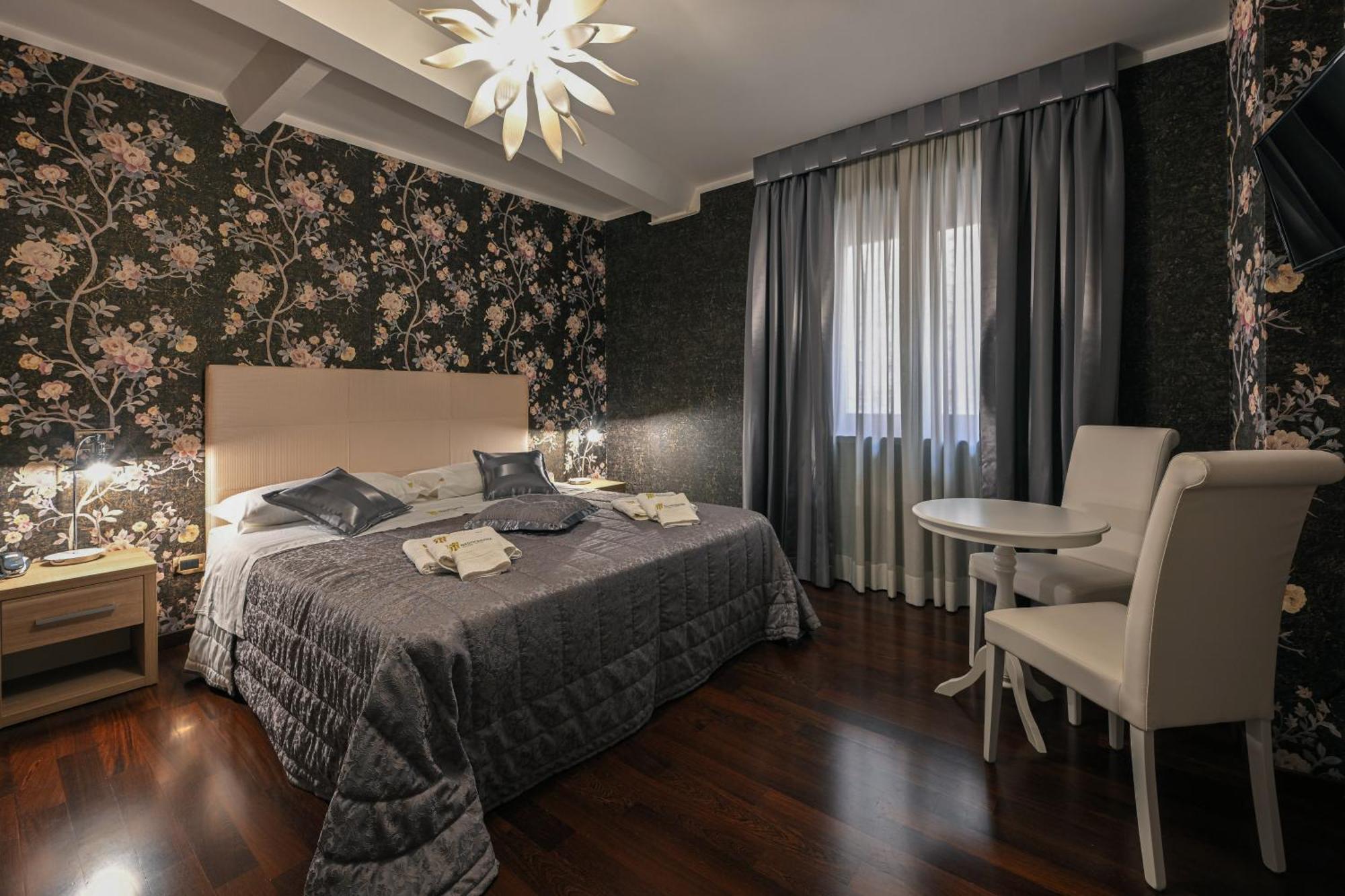 Hotel Mastrodattia Celano Buitenkant foto